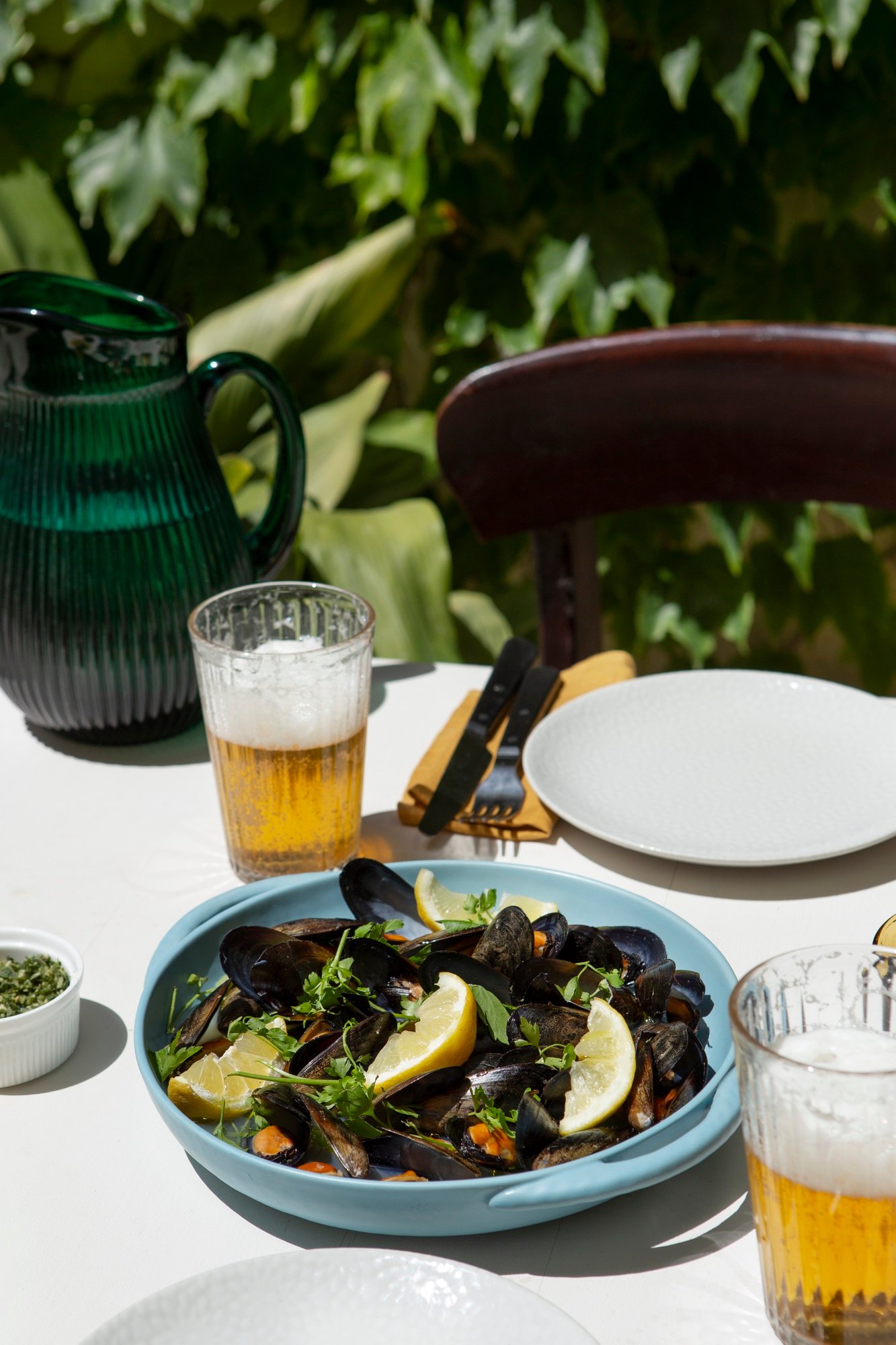 http://img.b2bpic.net/free-photo/delicious-seafood-table-high-angle_23-2149410756.jpg